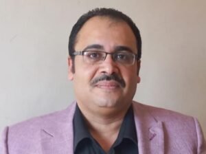 الكاتب الصحفي إبراهيم ىشعبان