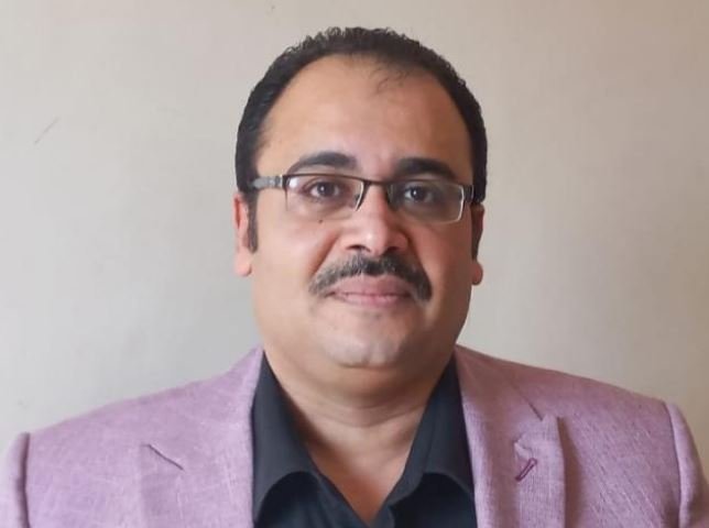 الكاتب الصحفي إبراهيم ىشعبان